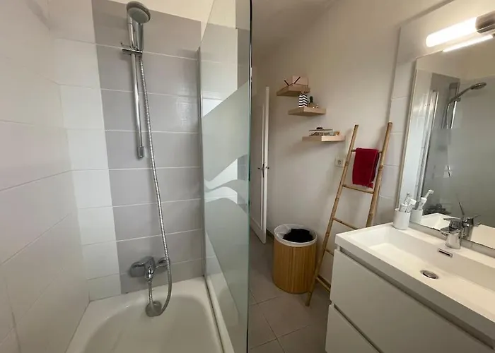 Le Patio - Parking Gratuit * 瓦朗斯